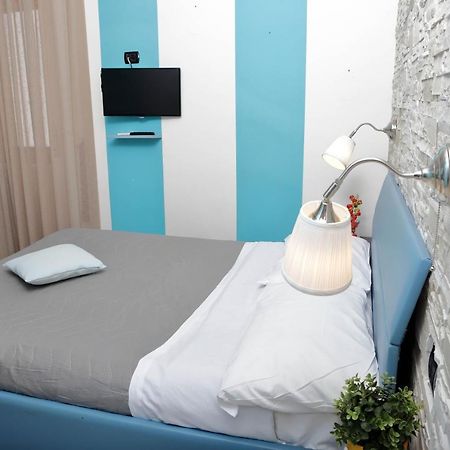 Guest House Le Tre Isole Сорренто Екстер'єр фото